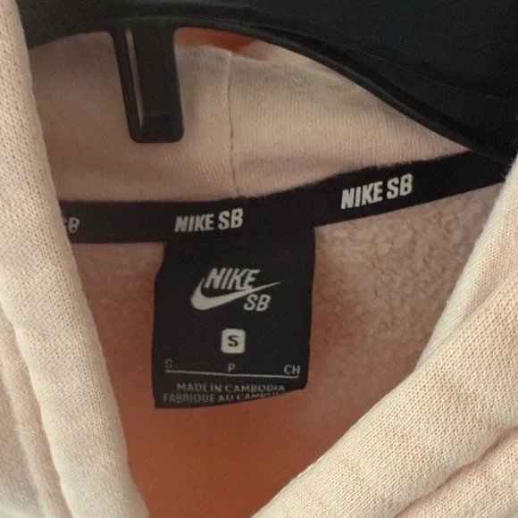 Women’s Nike SB Light Pink Hoodie with Black Logo - Picture 3 of 4